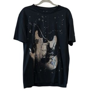 Fender Hard Rock Cafe Madrid Black Guitar Graphic Tee Metallic Large Tshirt